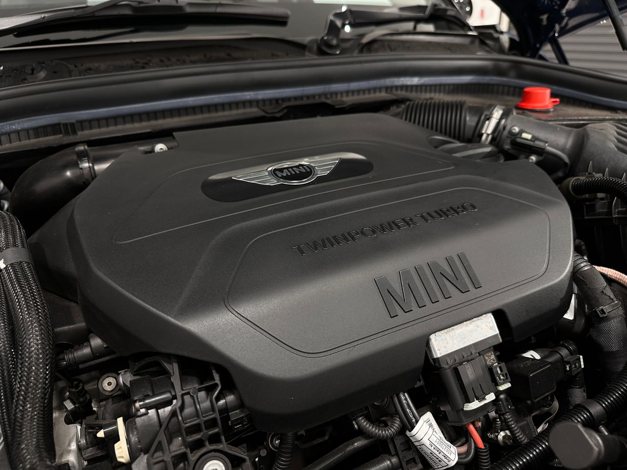 F55 COOPER S D(AT)