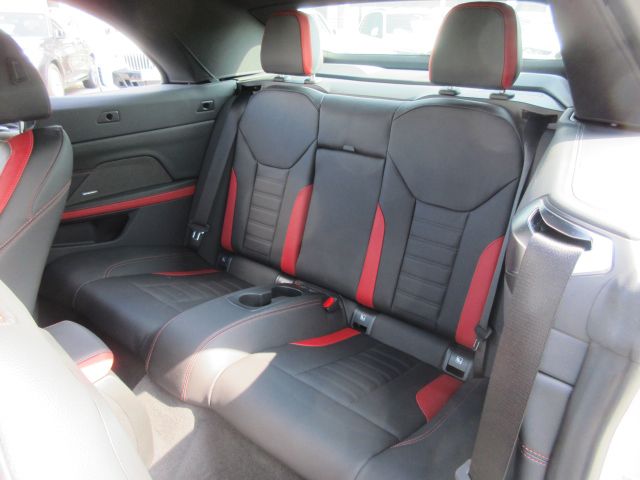 G** 4**i C********** B** 2**i RHD