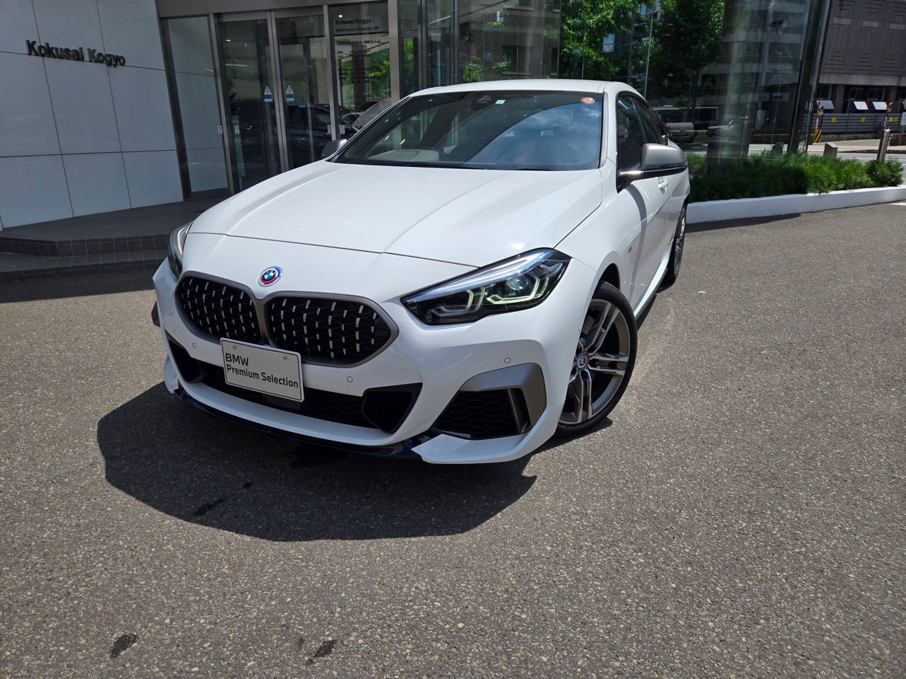 F4* **35i xDrive **** ***** B48 2.0i