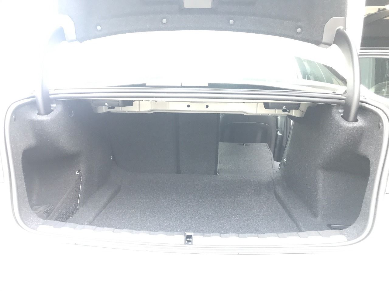 320d xDrive Berline RHD