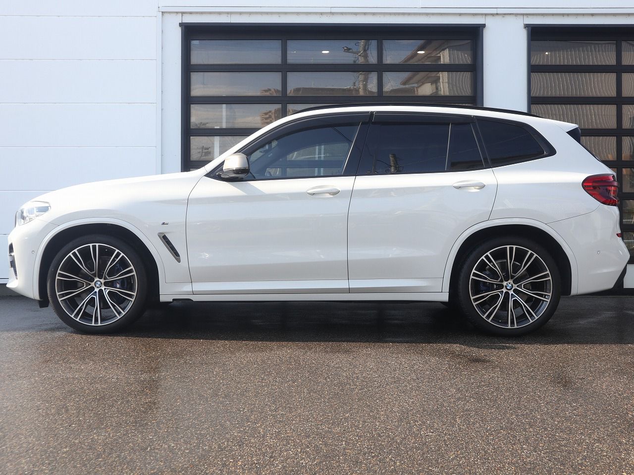 G01 X3 M40i RHD ZA