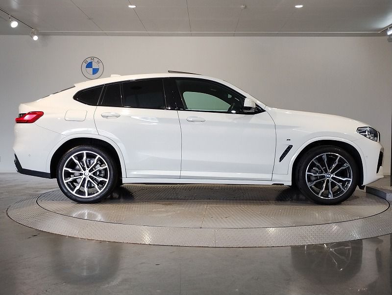 X4 xDrive20d RHD