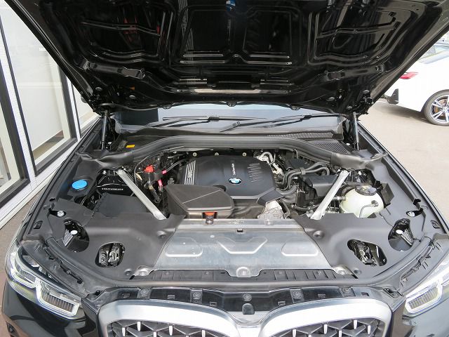 X4 xDrive20d RHD