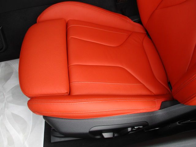 G29 z4 sDrive20i RHD