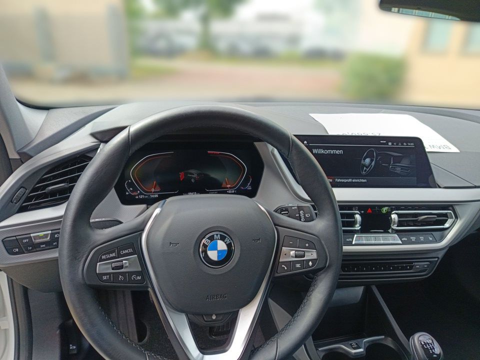 BMW 118