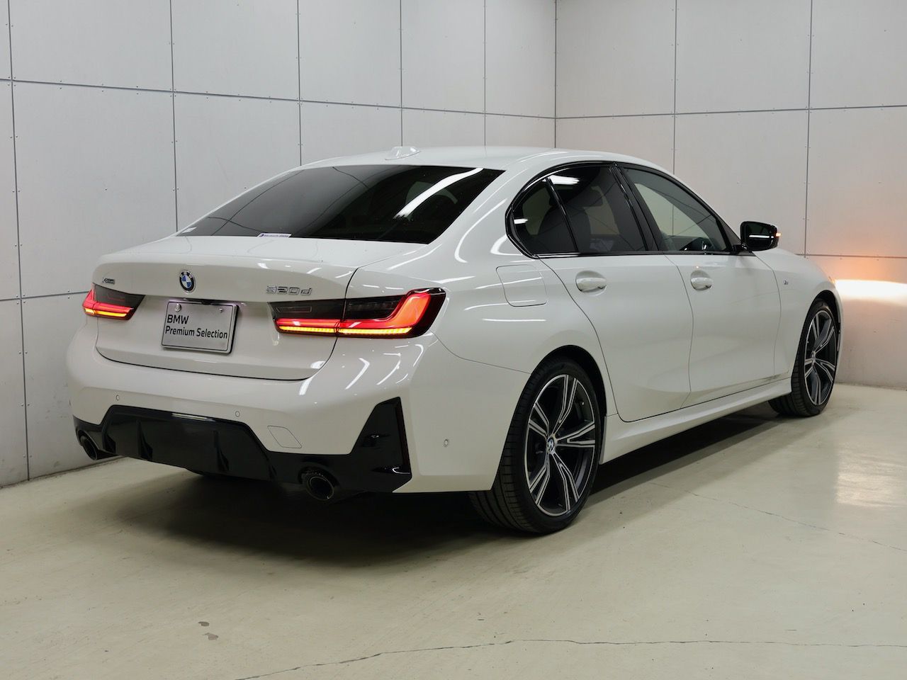 320d xDrive Berline RHD