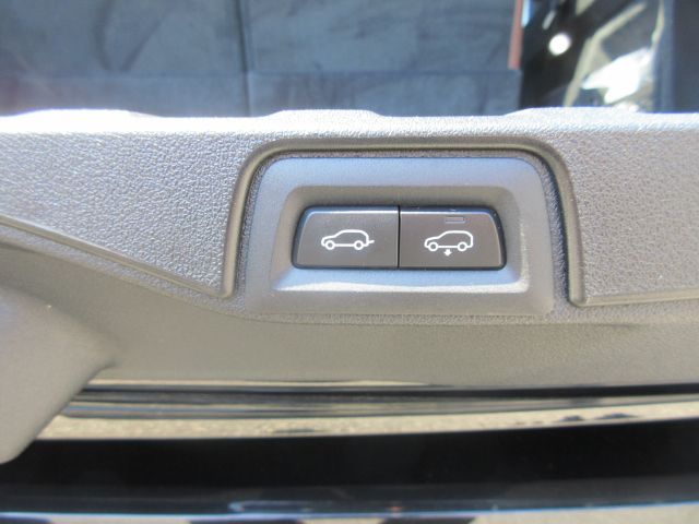 X5 xDrive40d RHD
