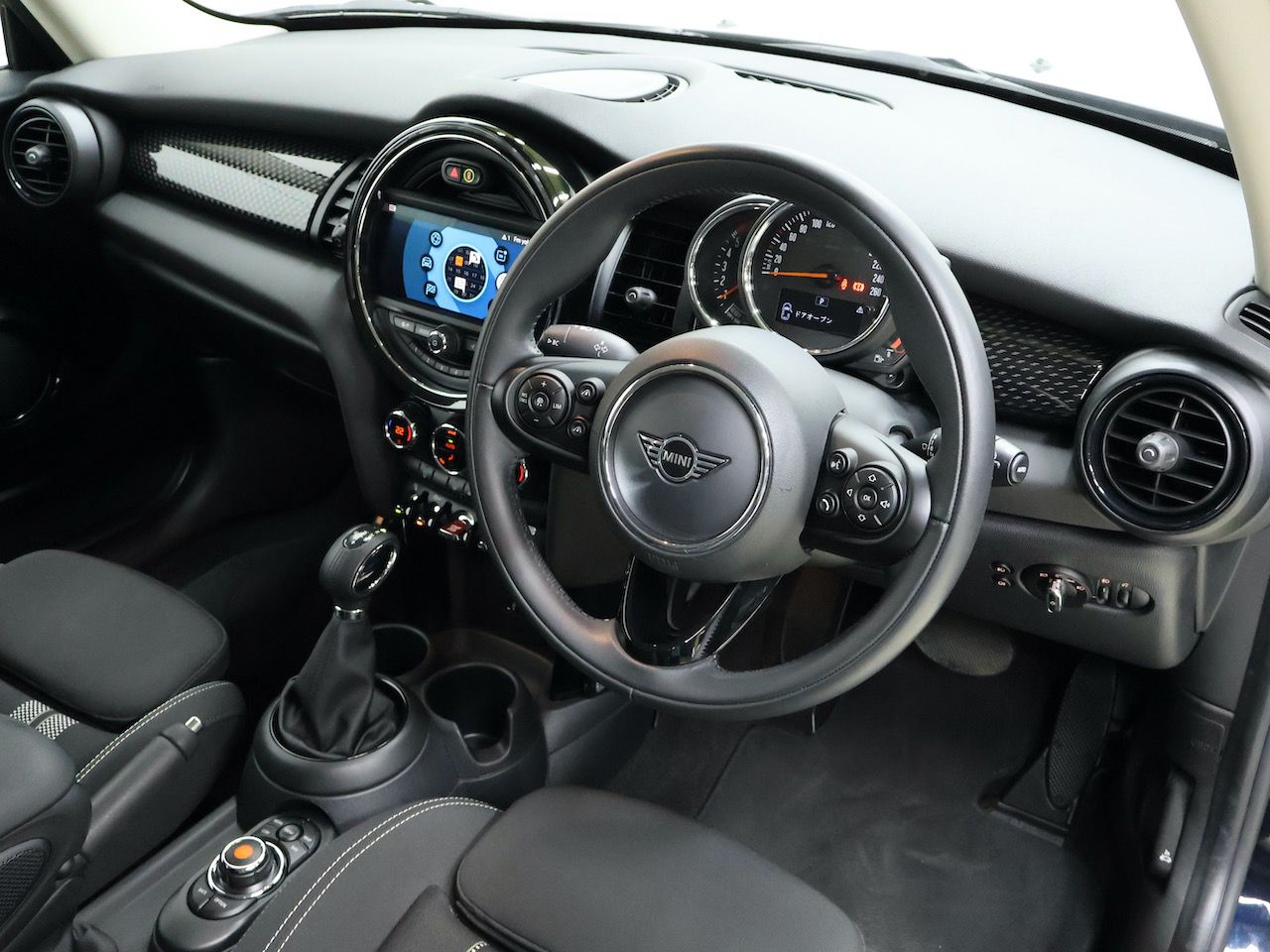 F56 COOPER S D(AT)