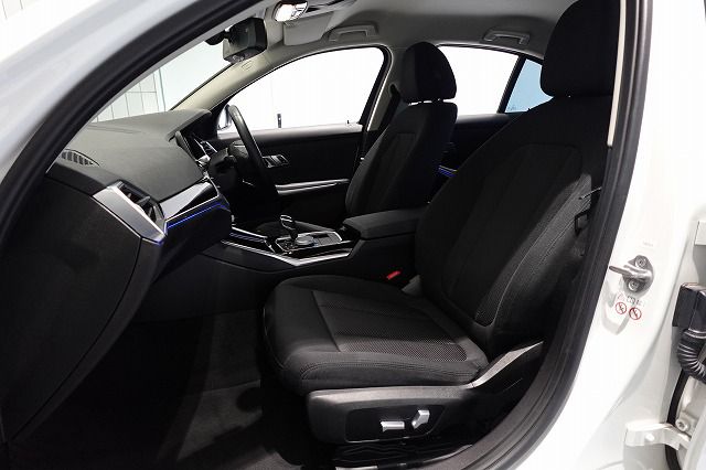 G20 318i Saloon RHD MX