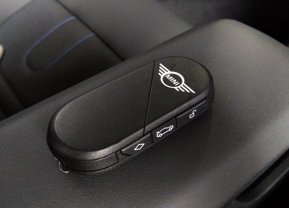 F66 MINI Cooper C 3Dr