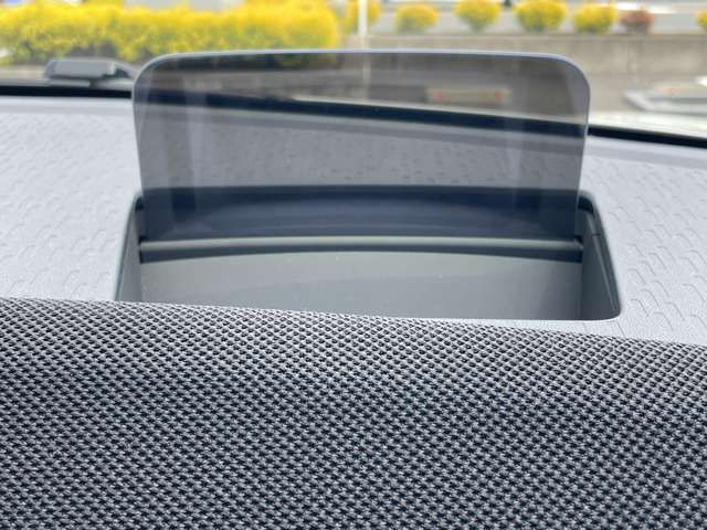 J01 MINI Cooper E