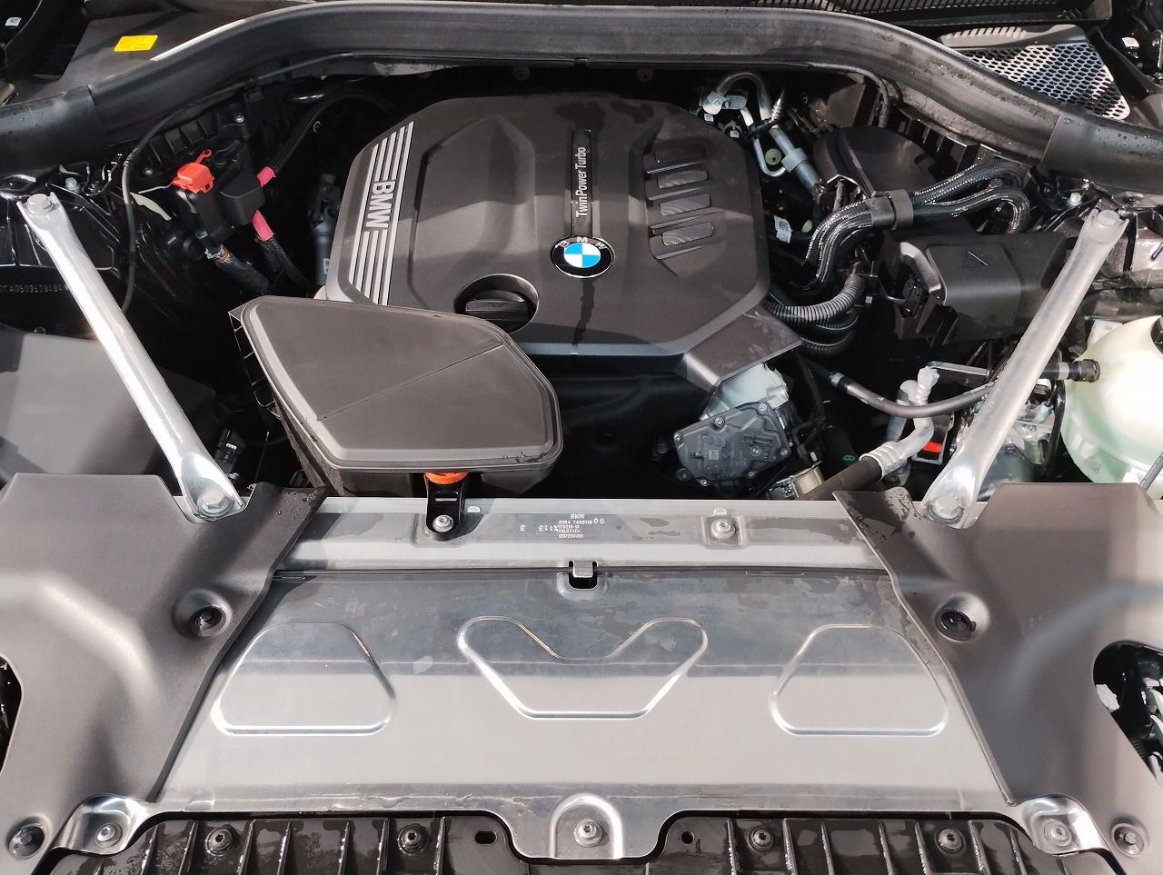 X4 xDrive20d RHD