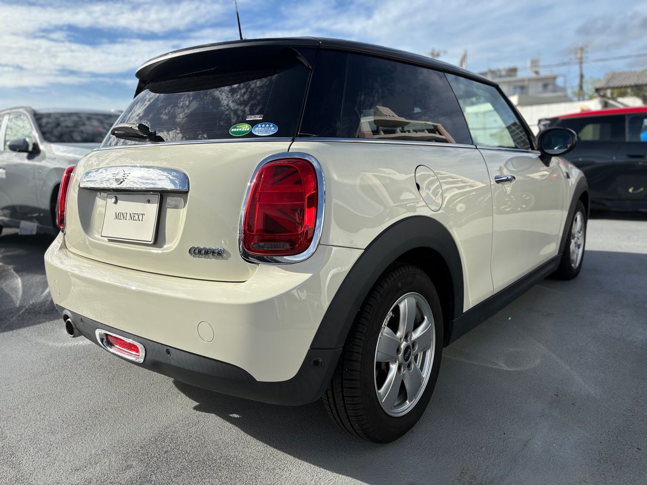 F56 MINI Cooper 3-Door Hatch LCI