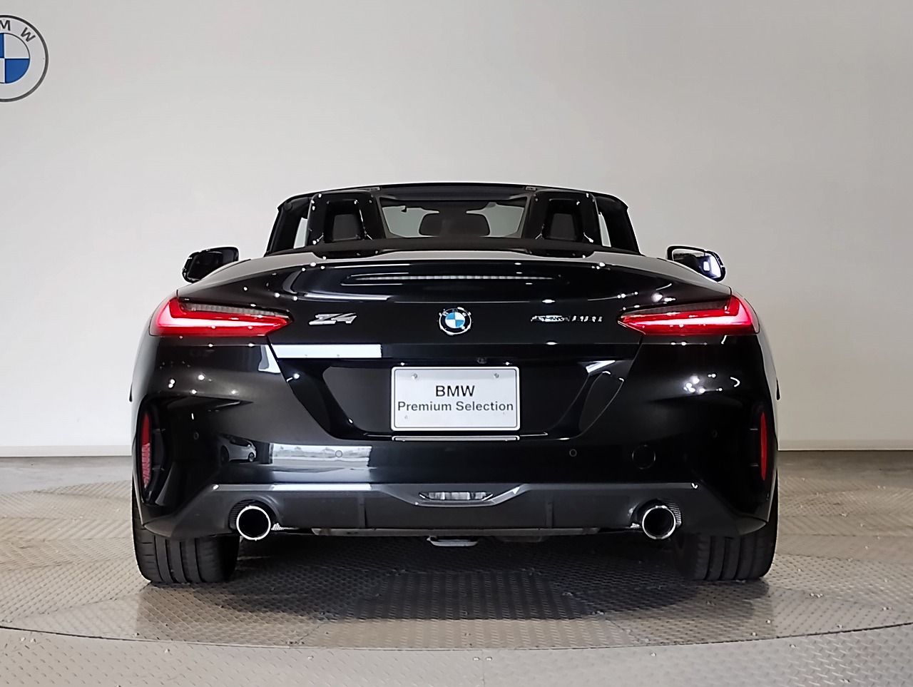 G29 z4 sDrive20i RHD