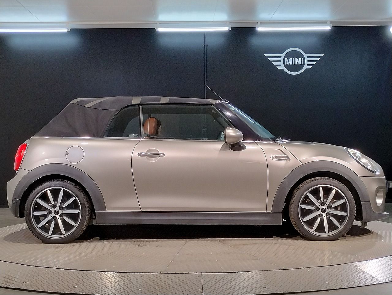 MINI CONVERTIBLE COOPER