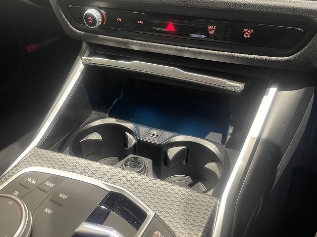 318i Touring RHD
