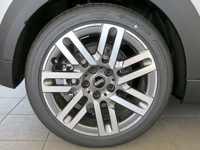 F66 MINI Cooper C 3Dr