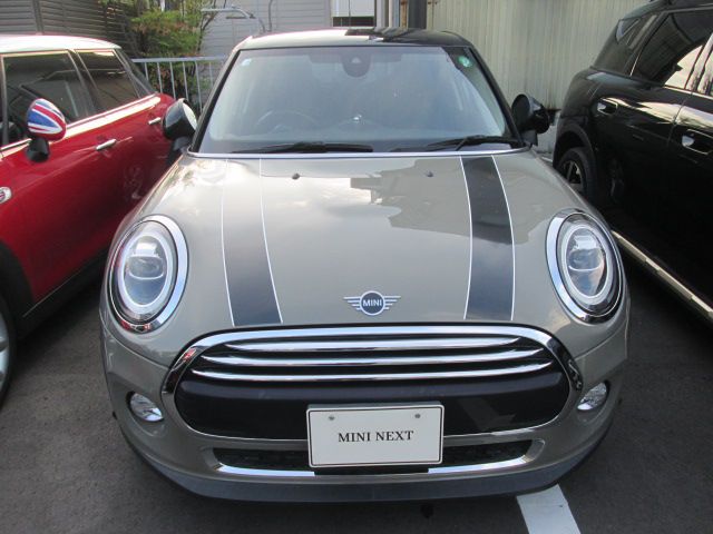 F55 MINI Cooper 5-Door Hatch LCI