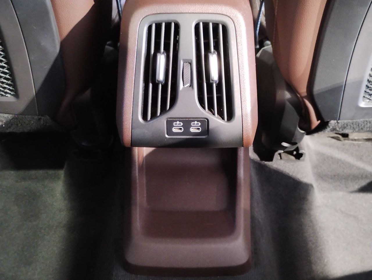 U06 218d Active Tourer B47 2.0d