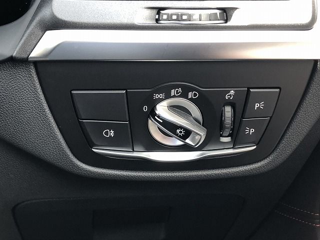 G01 X3 M40d RHD LCI