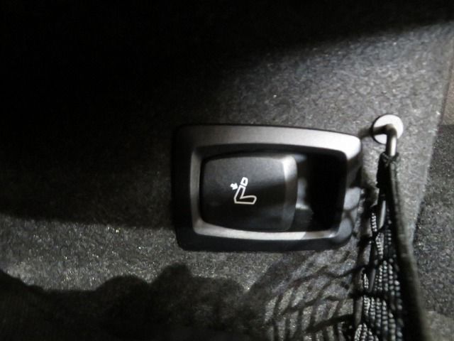 G** 4**i C********** B** 2**i RHD