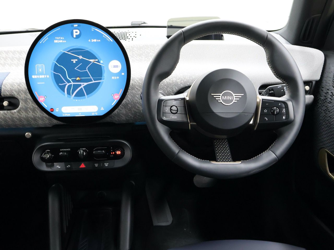 J01 MINI Cooper SE