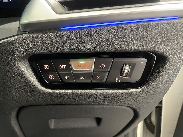 G21 320i RHD
