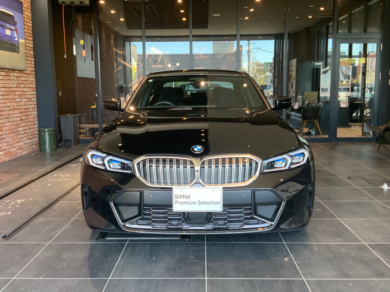 320d xDrive Berline RHD