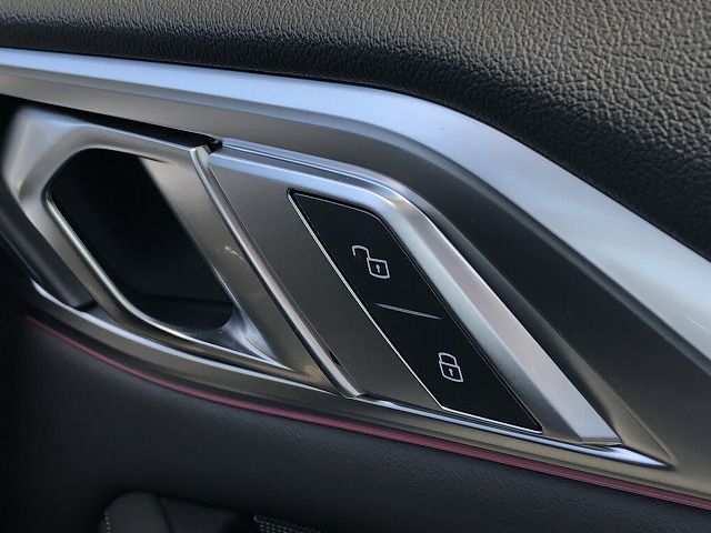 G82 M4 Competition M xDrive Coupe RHD