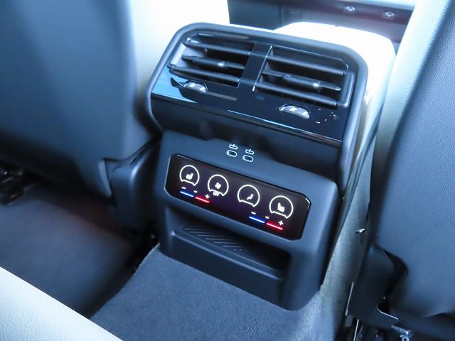 BMW i5 eDrive40 Sedan RHD