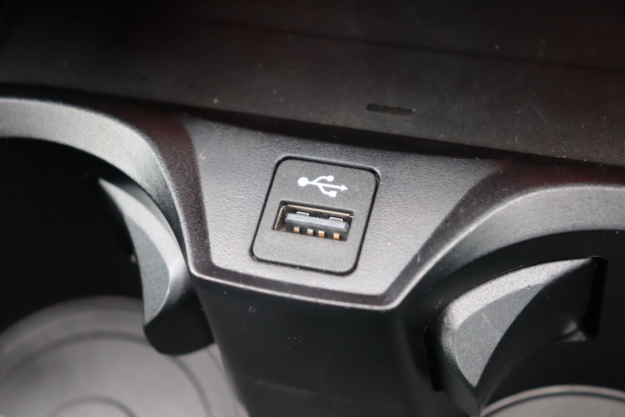 320d xDrive Berline RHD