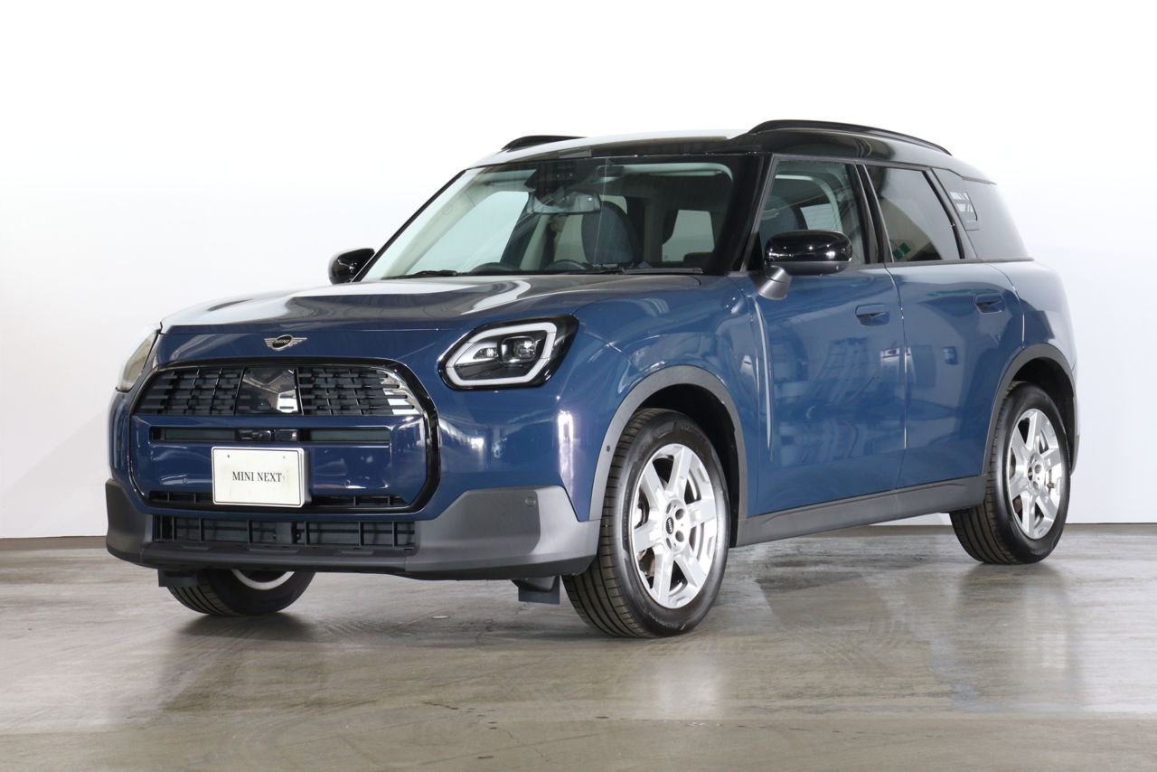THE NEW MINI COUNTRYMAN D