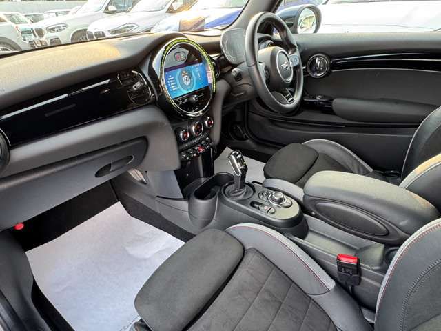 MINI JCW 3 Dr