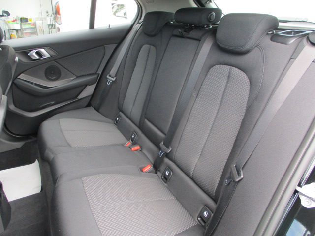 F40 118d Sports Hatch 5-door B47 2.0d