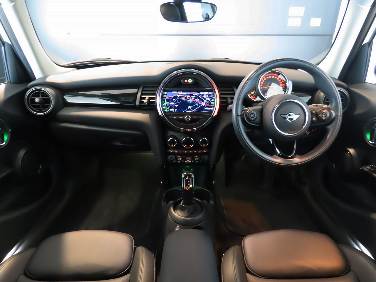 MINI F55 Cooper D 5dr Hatch LCI