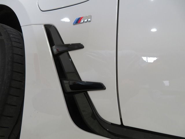 G26 i4 eDrive40 RHD