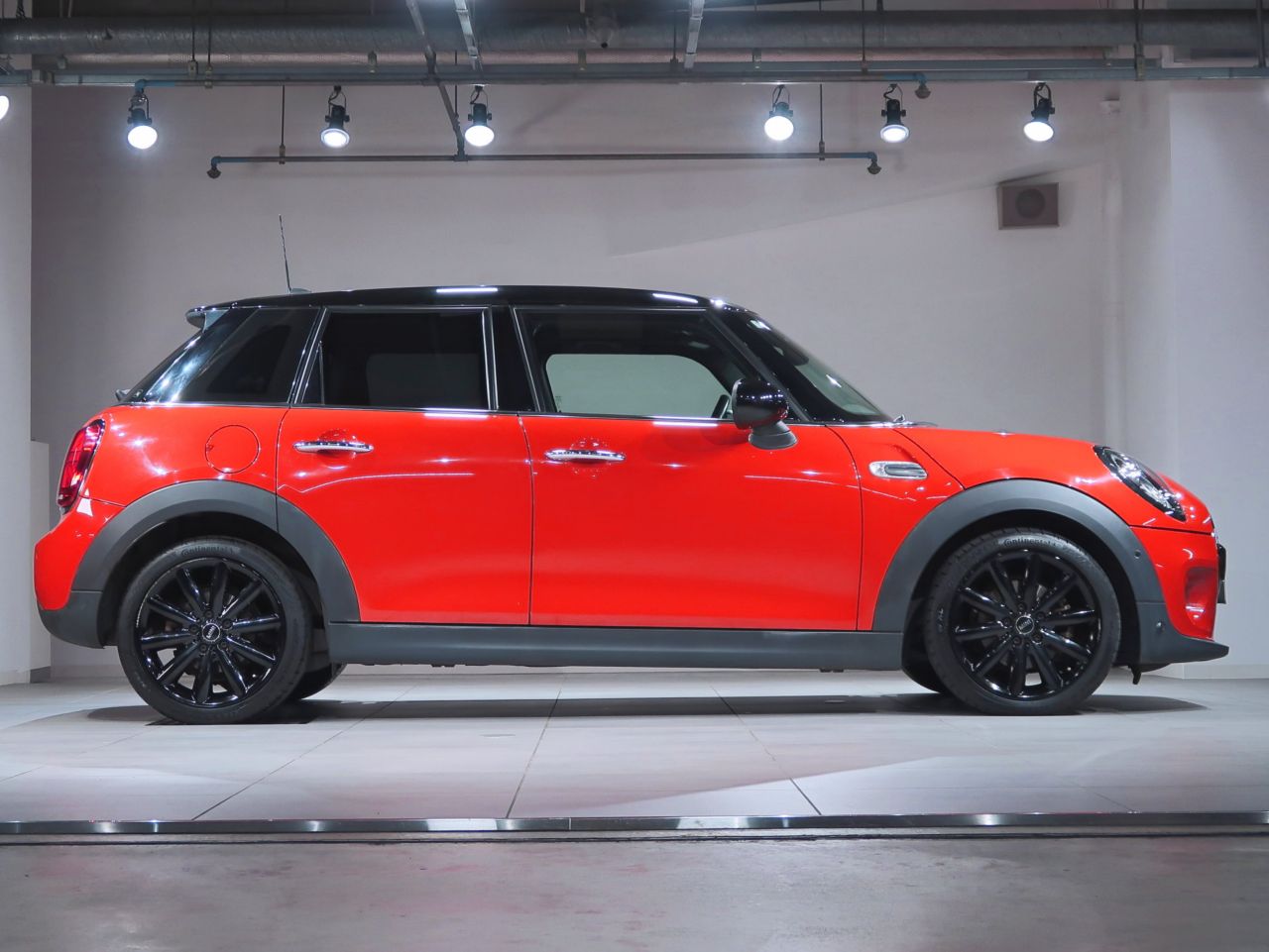 F55 MINI Cooper 5-Door Hatch LCI