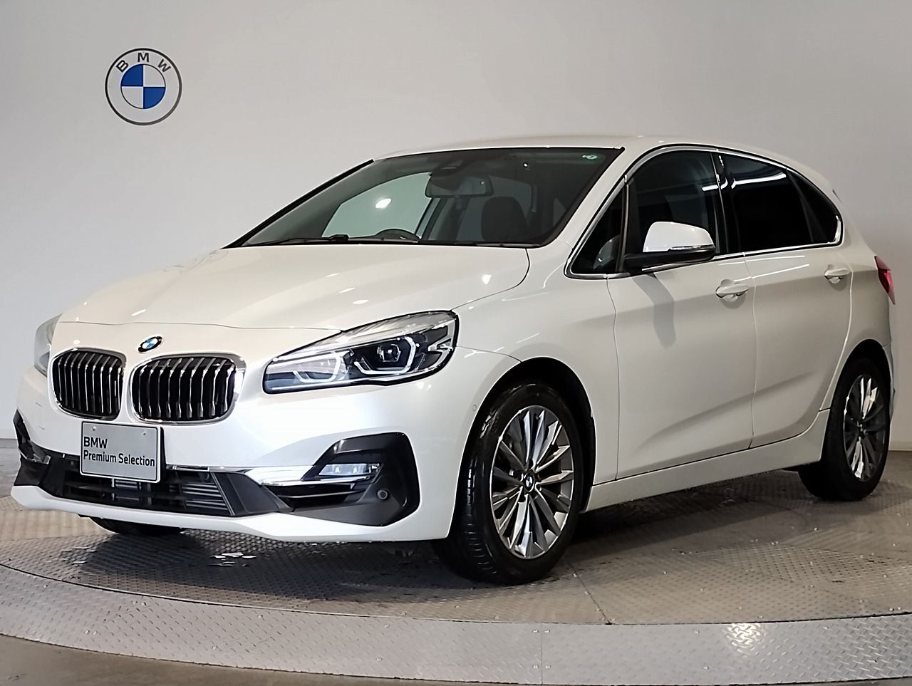 218i Active Tourer Luxury