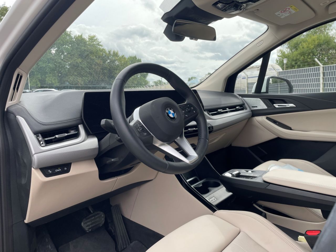 BMW 218
