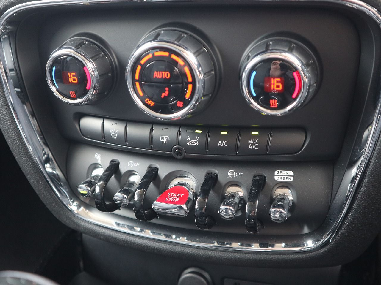 MINI COOPER D CLUBMAN.