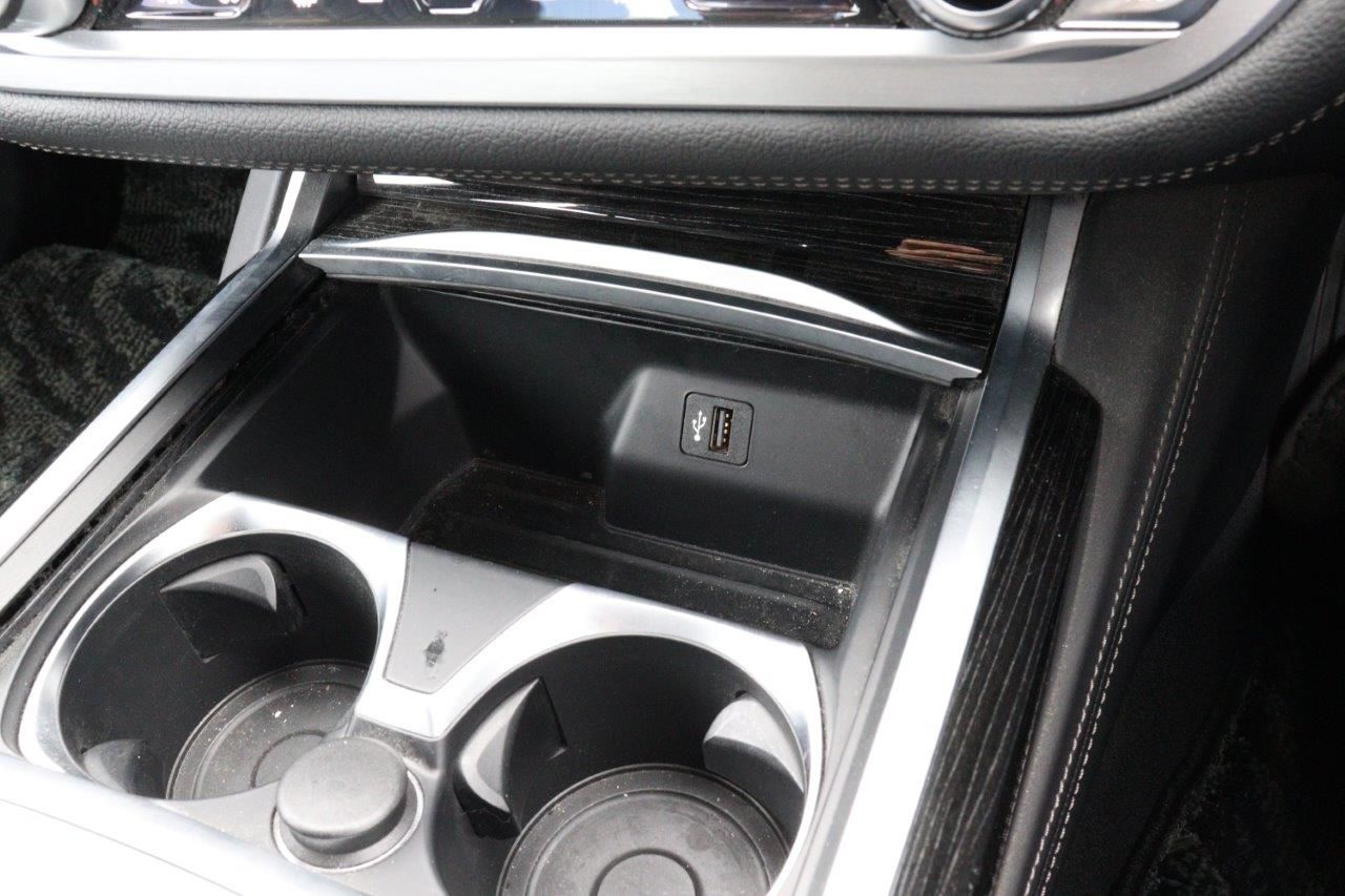 740D XDRIVE