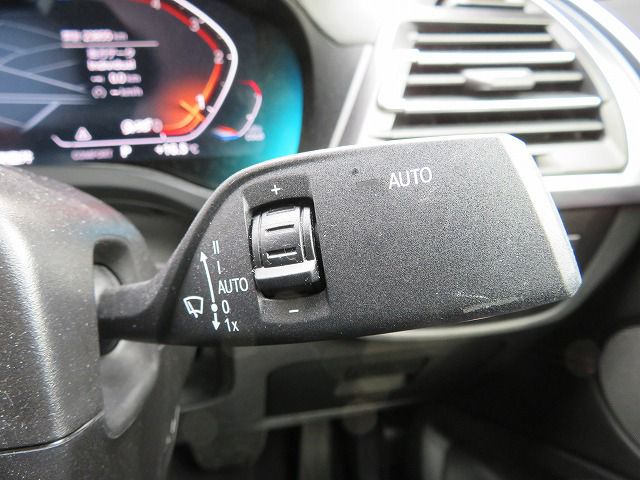 X4 xDrive20d RHD