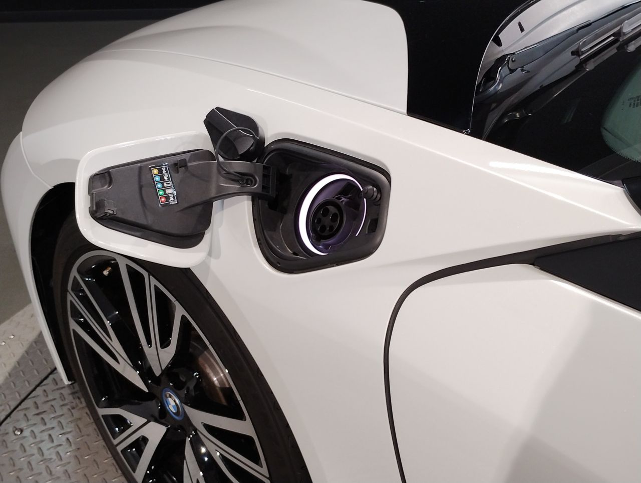 I15 i8 Roadster B38 1.5i