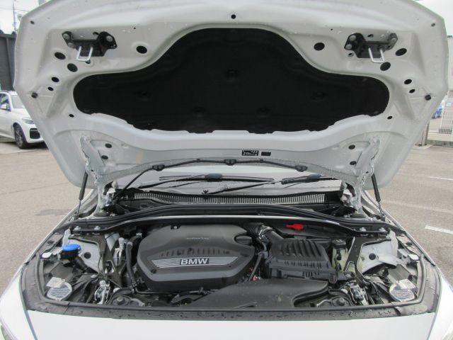 F40 118d Sports Hatch 5-door B47 2.0d