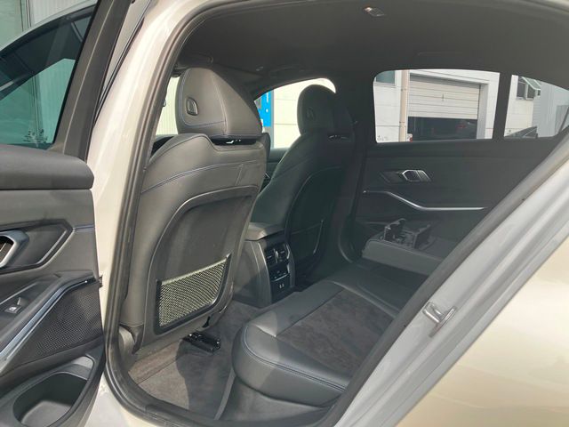 G20 330e Saloon RHD