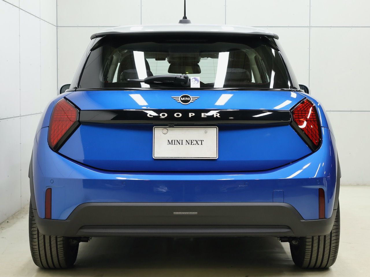 F66 MINI Cooper C 3Dr