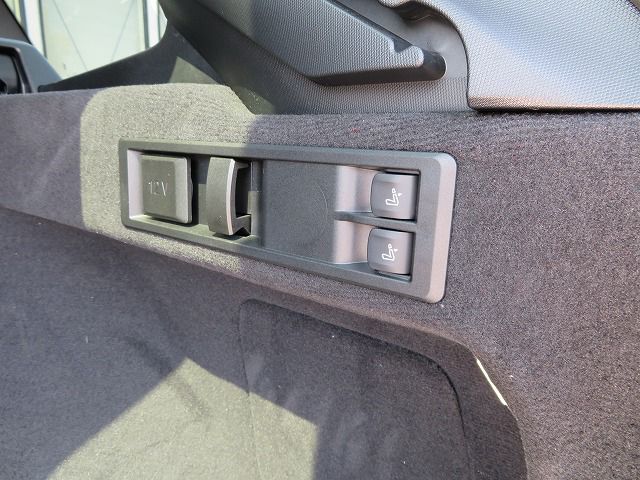 G21 320i Touring LCI RHD