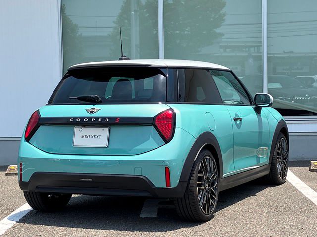 F66 MINI Cooper S 3Dr