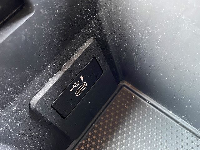 F40 118d Sports Hatch 5-door B47 2.0d