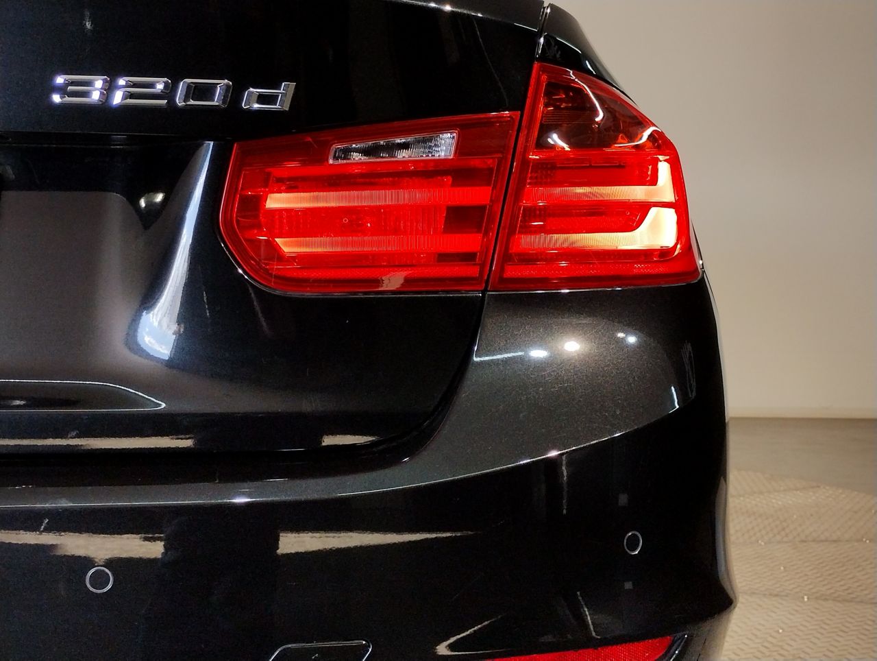 320D BLUEPERFORMANCE SEDAN RHD